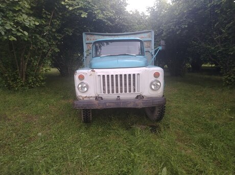GAZ 53