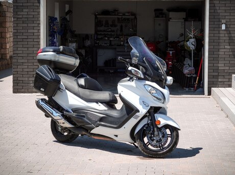 Suzuki Burgman