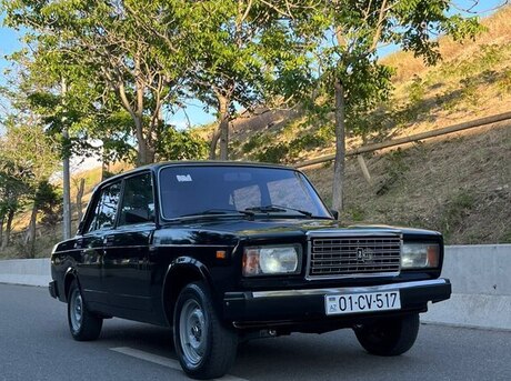 LADA (VAZ) 2107