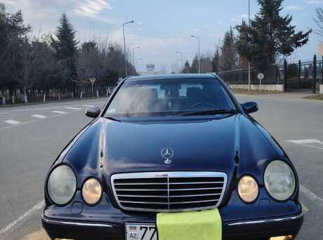 Mercedes E 320