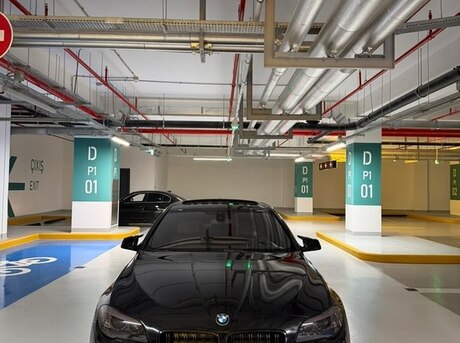 BMW 528