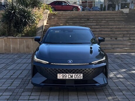 Changan Uni-V iDD