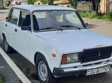 LADA (VAZ) 2107