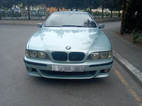 BMW 523