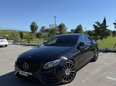Mercedes E 300