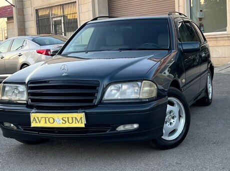 Mercedes C 180