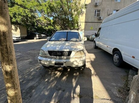 Lexus RX 300
