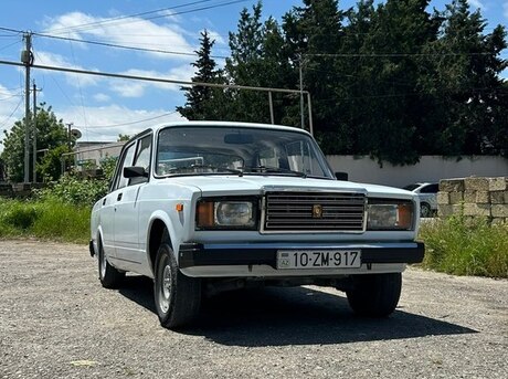 LADA (VAZ) 2107