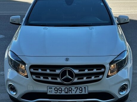 Mercedes GLA 250