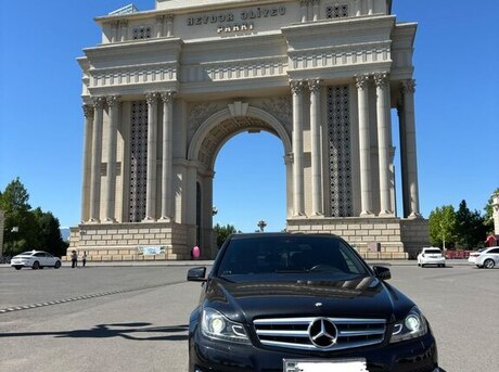 Mercedes C 250