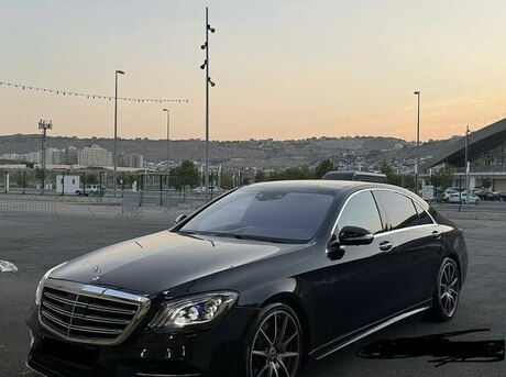 Mercedes S 400