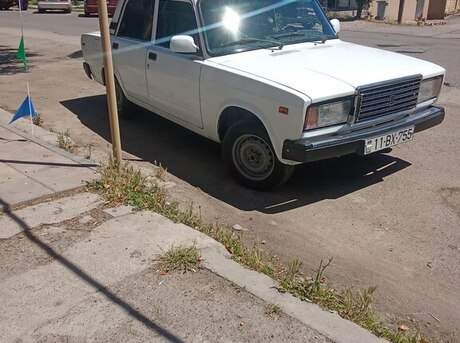 LADA (VAZ) 2107