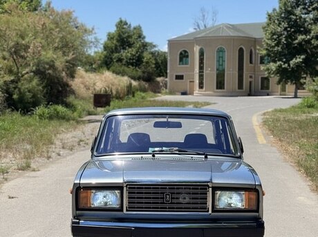 LADA (VAZ) 2107