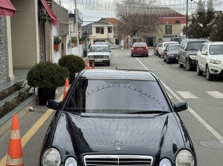 Mercedes E 270
