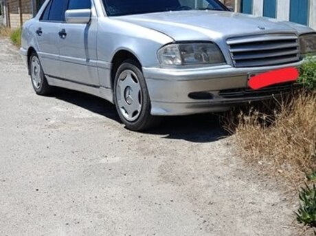 Mercedes C 220