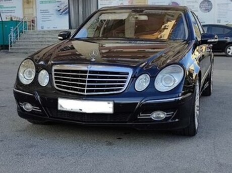 Mercedes E 220