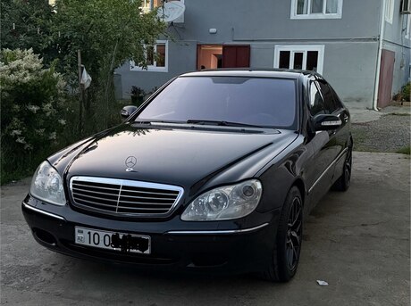 Mercedes S 320