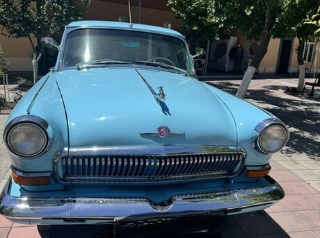 GAZ 21 "Volga"