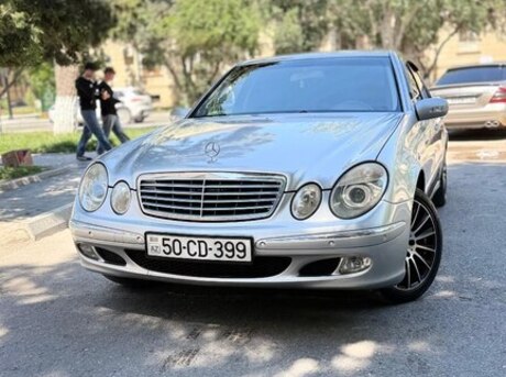 Mercedes E 220