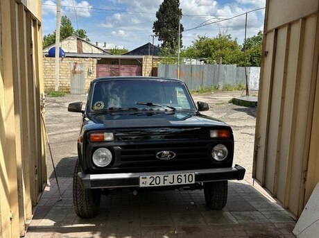 LADA (VAZ) Niva
