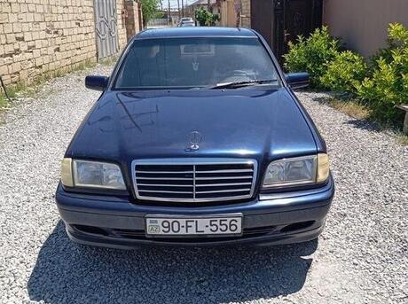Mercedes C 180