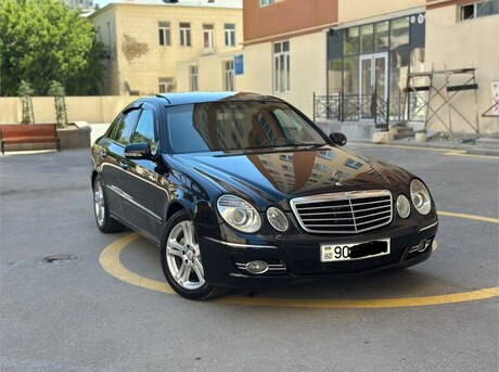 Mercedes E 220