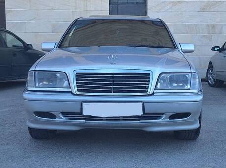 Mercedes C 220