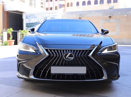 Lexus ES 200