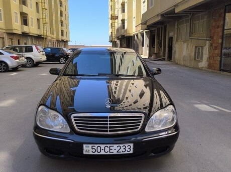 Mercedes S 320