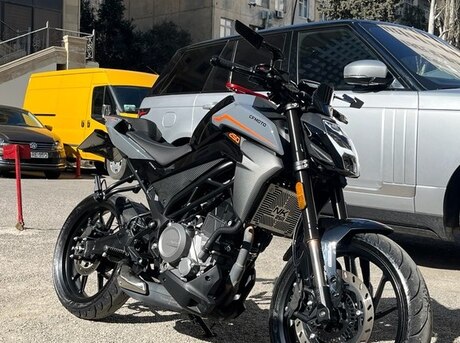 CFMOTO 250 NK