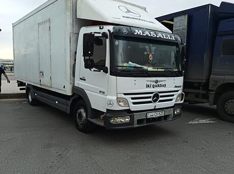 Mercedes Atego 815