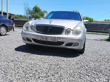 Mercedes E 270