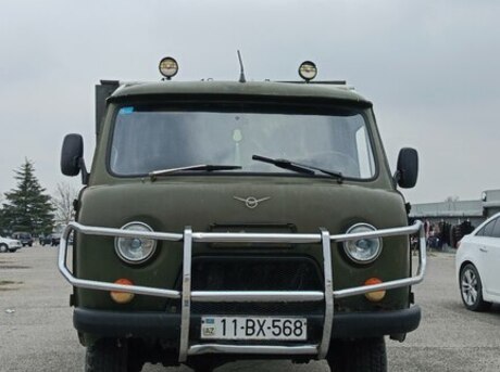 UAZ 3303