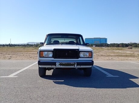 LADA (VAZ) 2107