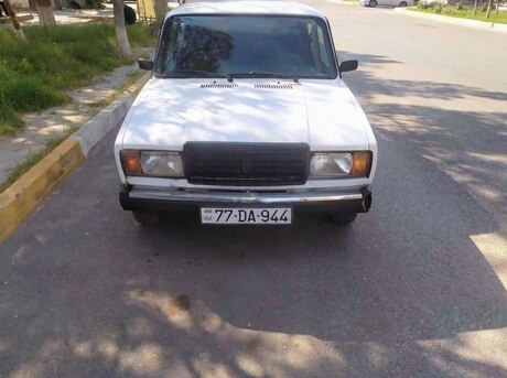LADA (VAZ) 2107
