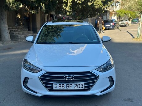 Hyundai Elantra