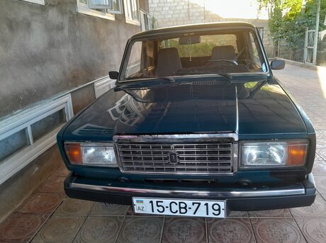 LADA (VAZ) 2107