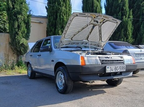 LADA (VAZ) 21099