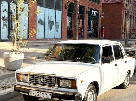 LADA (VAZ) 2107