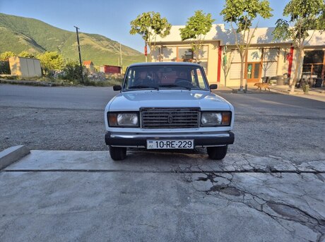 LADA (VAZ) 2107