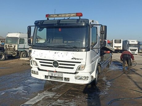 Mercedes Atego 818