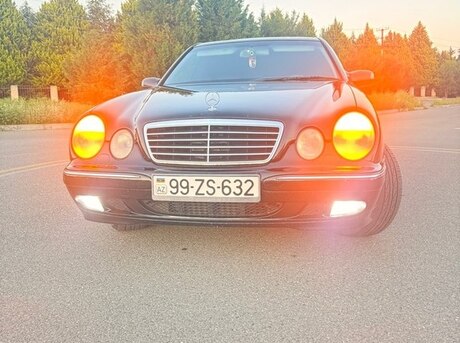 Mercedes E 220