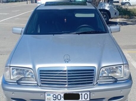 Mercedes C 240