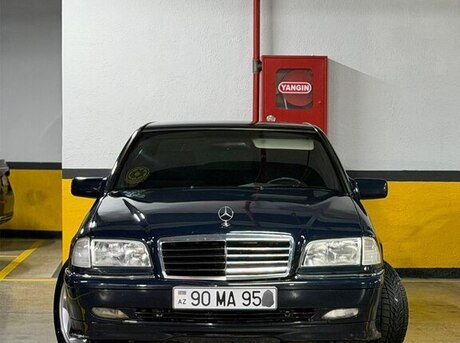 Mercedes C 230