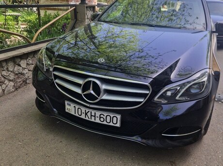 Mercedes E 220