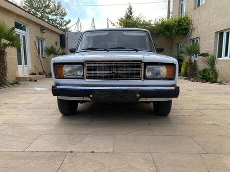 LADA (VAZ) 2107