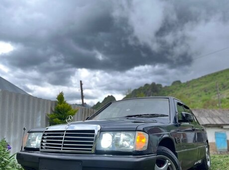 Mercedes 190