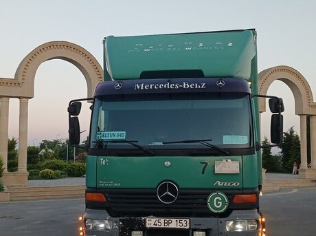 Mercedes Atego 815