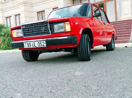 LADA (VAZ) 2107