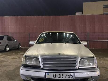 Mercedes C 250